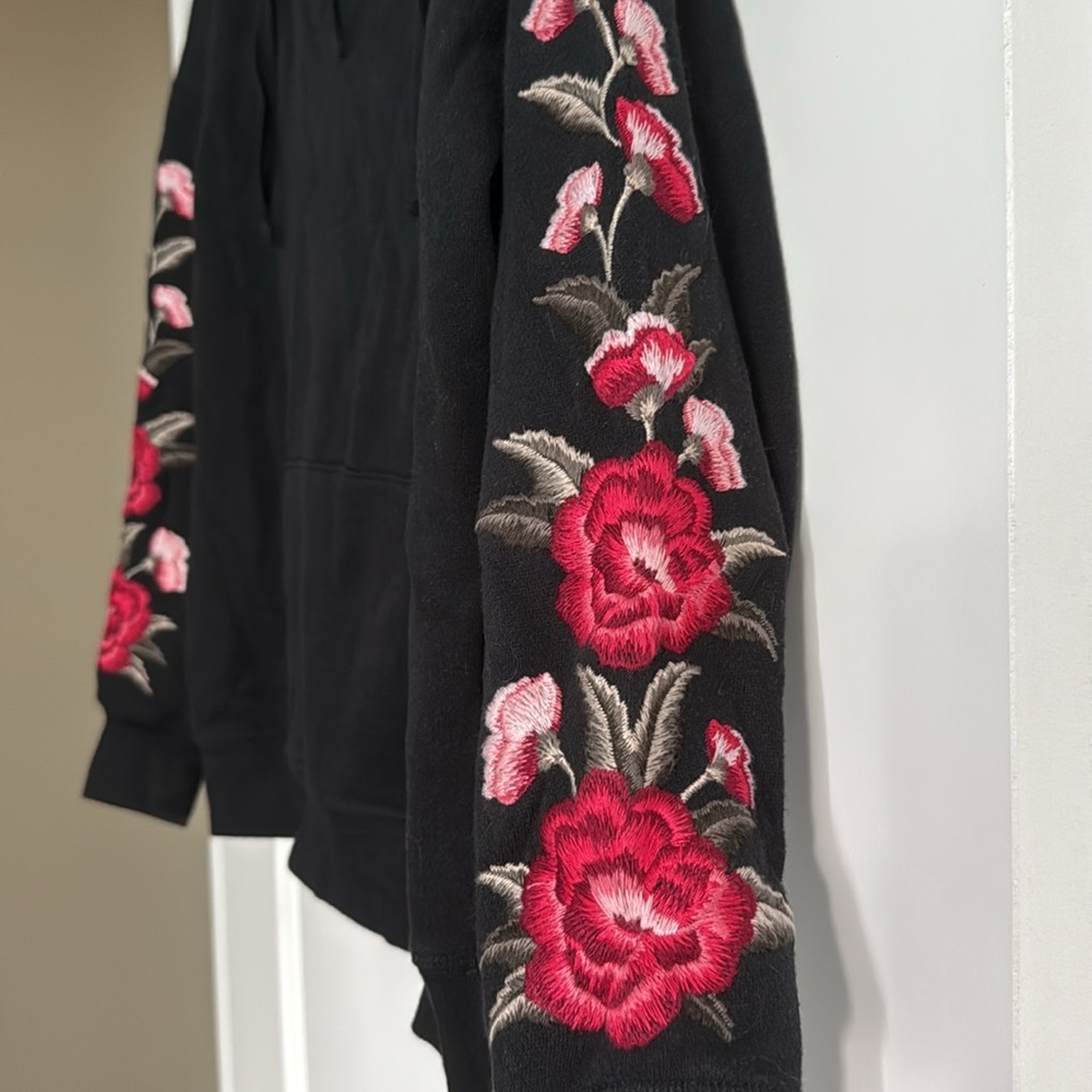 American Eagle Outfitters Black V-Neck Hoodie with Pink Floral Embroidery - Picture 2 of 8